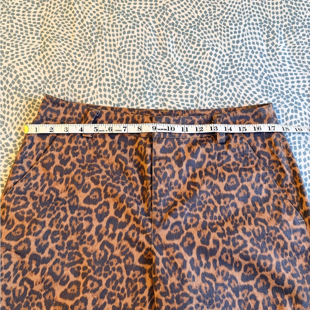 Noisy May | Leopard Print Wide Leg Carpenter Pants - Picture 7 of 11